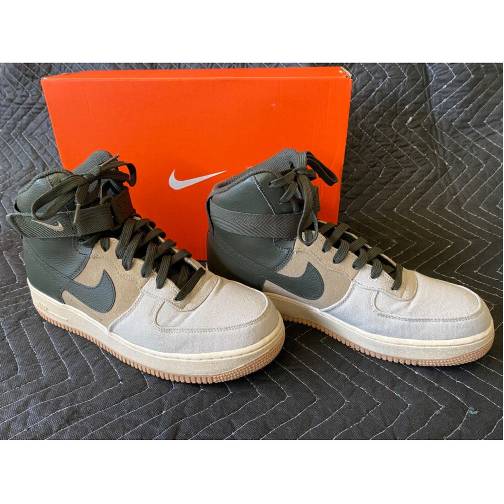 Nike Air Force 1 High '07 LV8 Light Bone Mens Size 11 Used Excellent Condition.